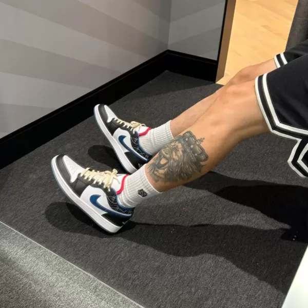 Giày Nike Air Jordan 1 Low ‘Blue Sashiko’